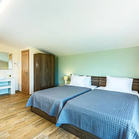 Sarrazin By Interhome Laganas